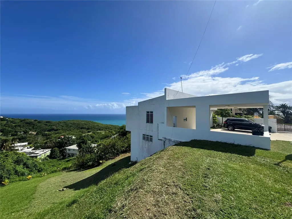 El Cocal Country Club Bo. Camino Nuevo Yabucoa PR 00767