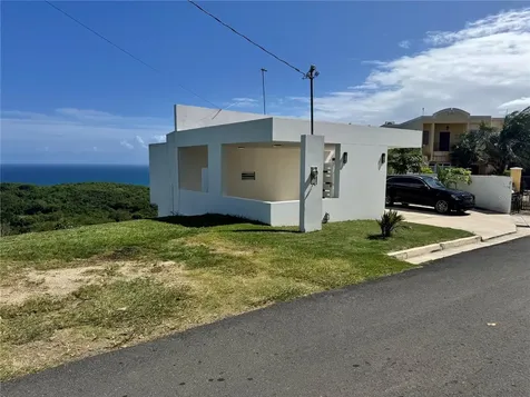 El Cocal Country Club Bo. Camino Nuevo Yabucoa PR 00767