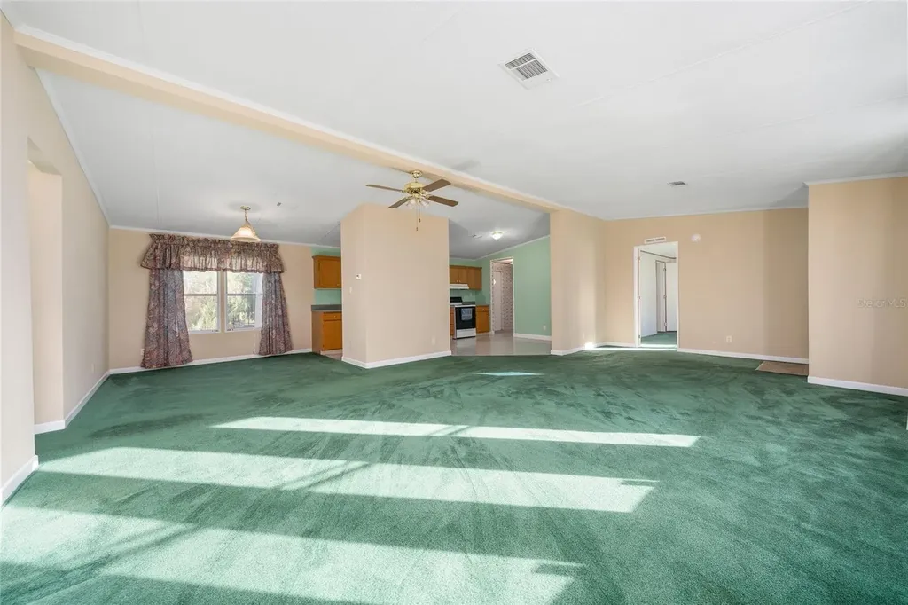 38805 Emeralda Island Road Leesburg FL 34788