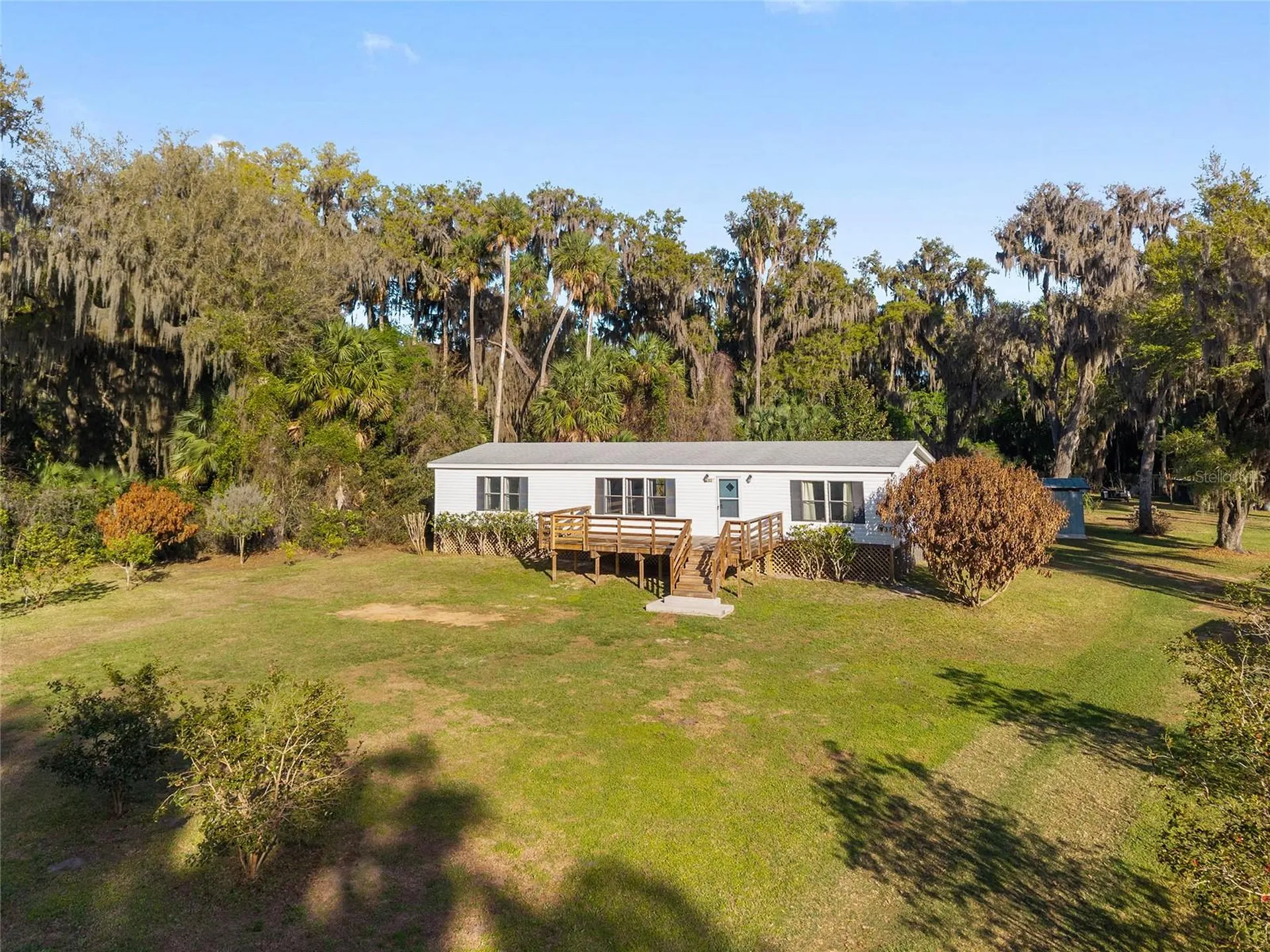 38805 Emeralda Island Road Leesburg FL 34788
