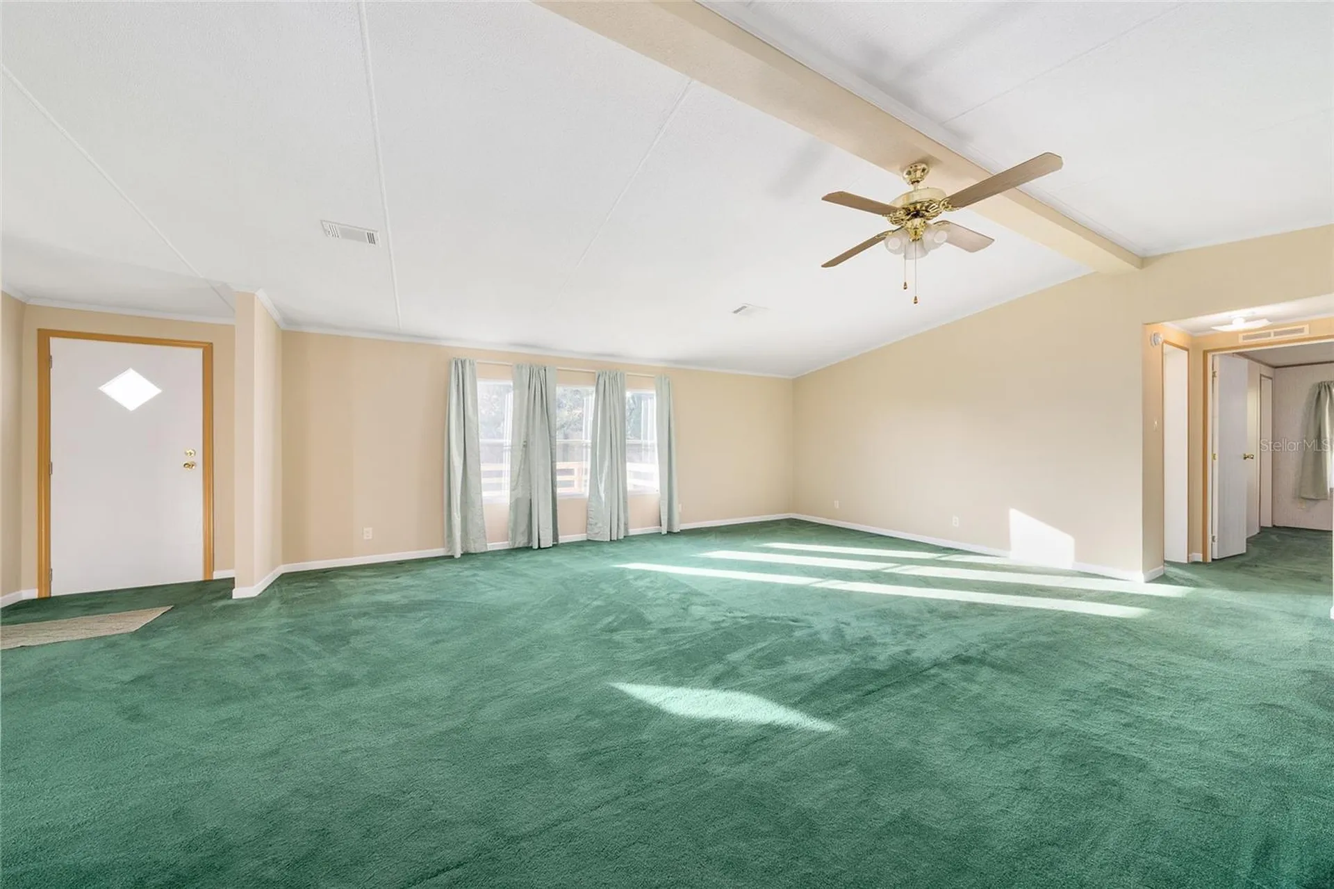 38805 Emeralda Island Road Leesburg FL 34788