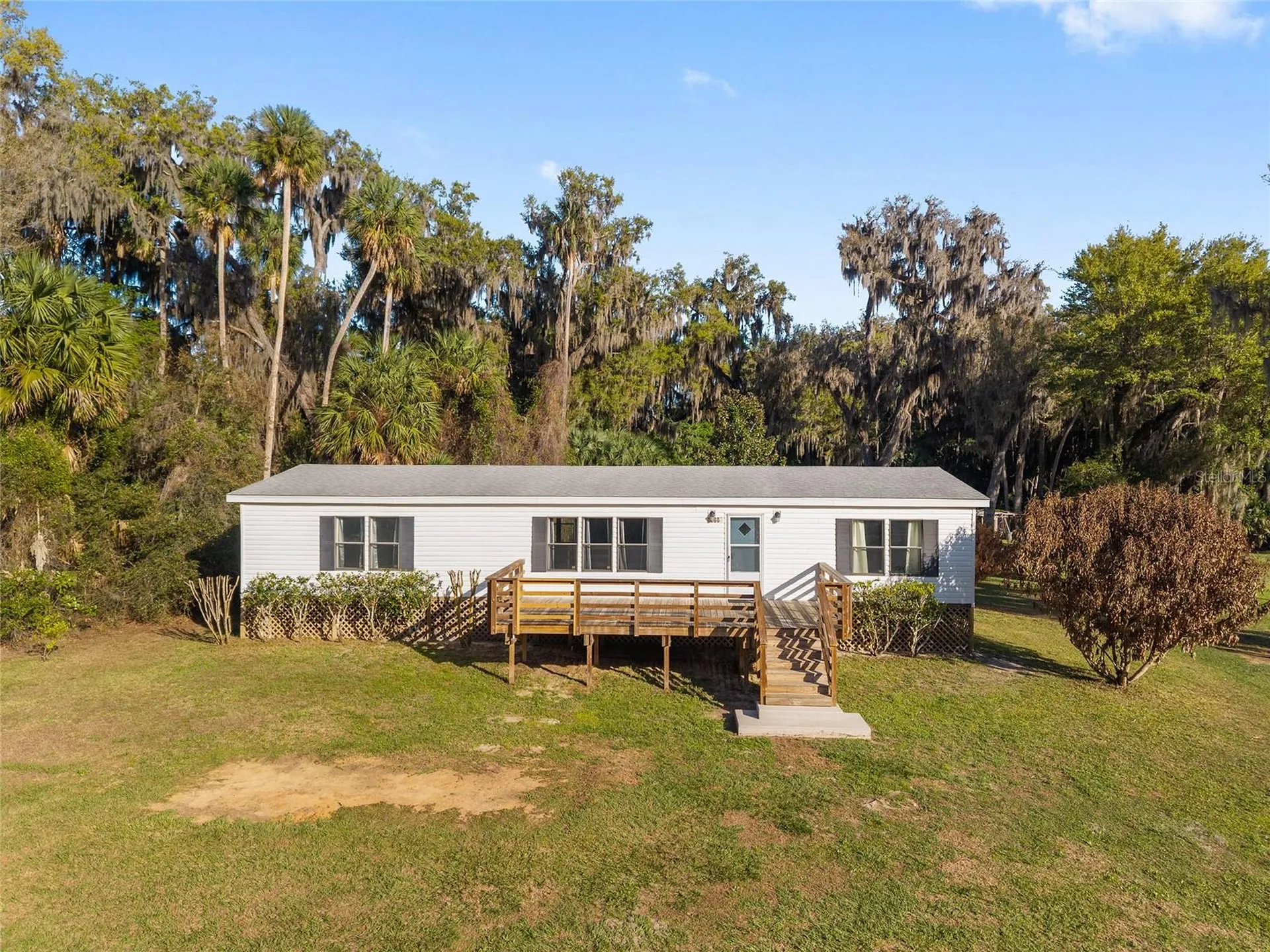 38805 Emeralda Island Road Leesburg FL 34788