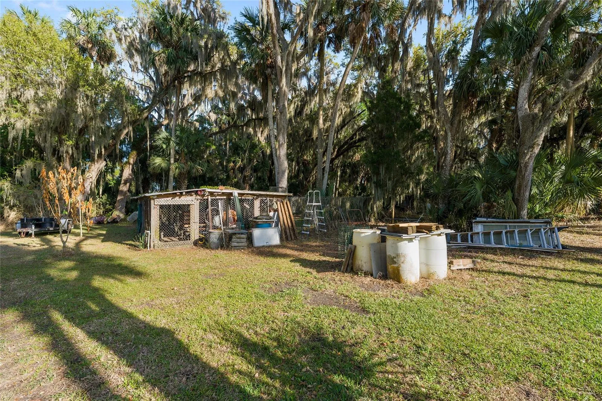 38805 Emeralda Island Road Leesburg FL 34788