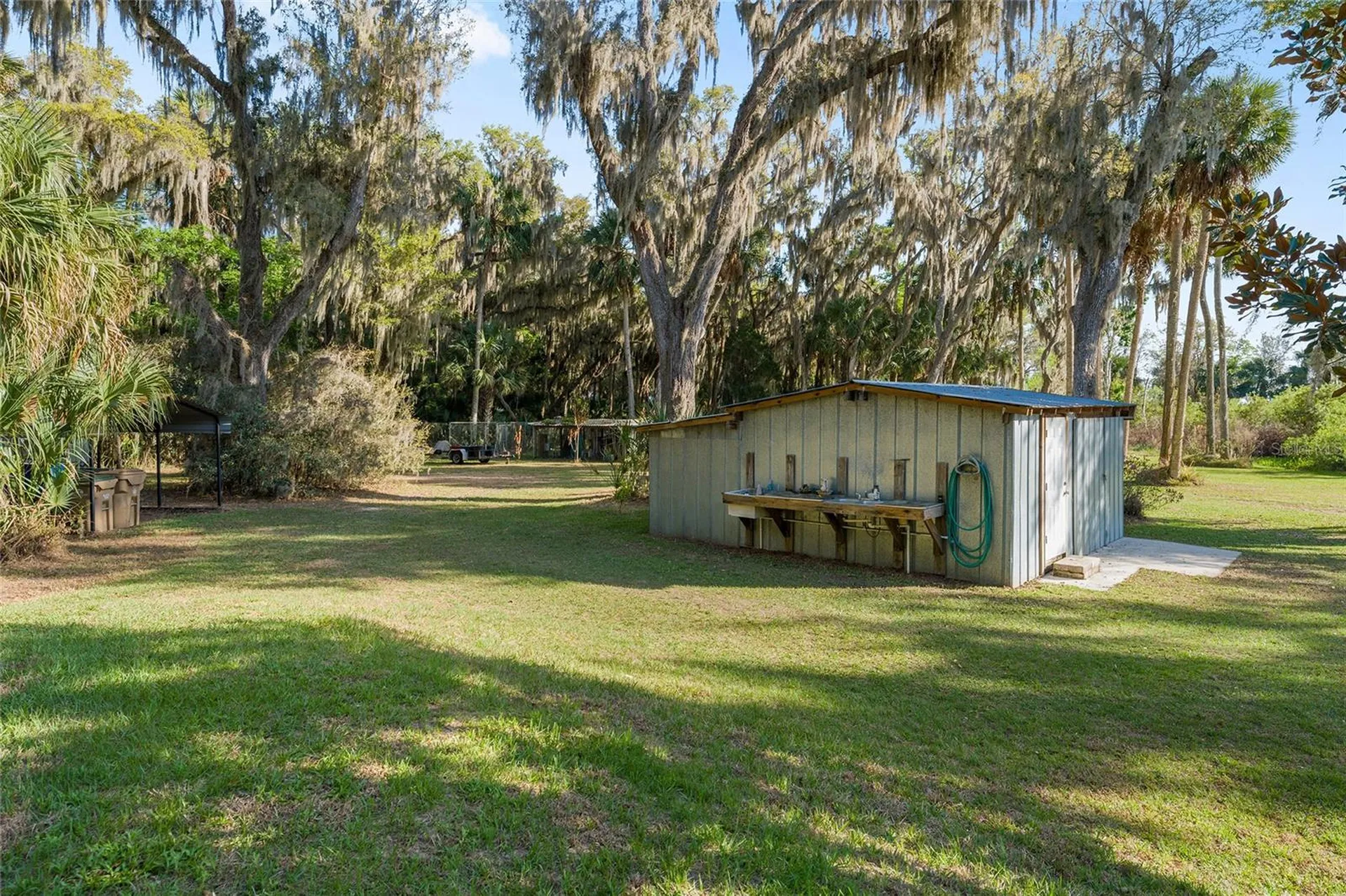 38805 Emeralda Island Road Leesburg FL 34788