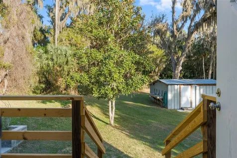 38805 Emeralda Island Road Leesburg FL 34788