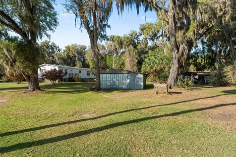 38805 Emeralda Island Road Leesburg FL 34788
