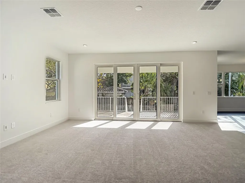 4614 W Euclid Avenue Tampa FL 33629