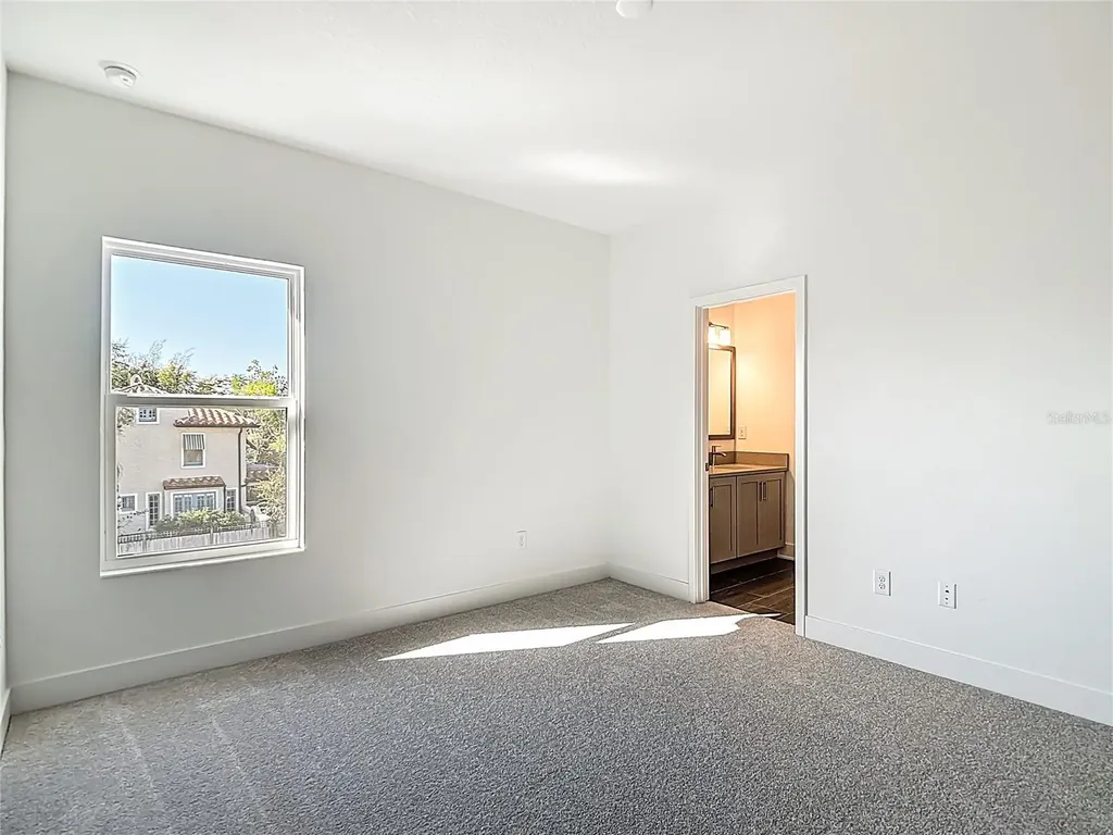 4614 W Euclid Avenue Tampa FL 33629