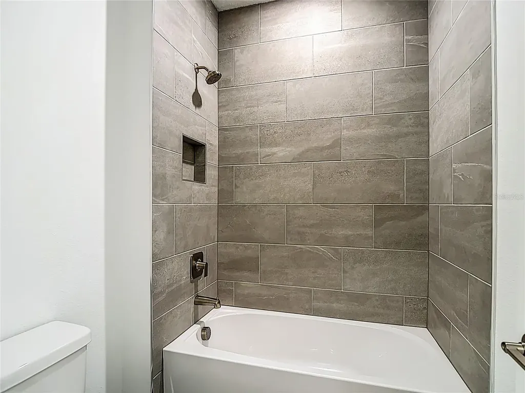 4614 W Euclid Avenue Tampa FL 33629