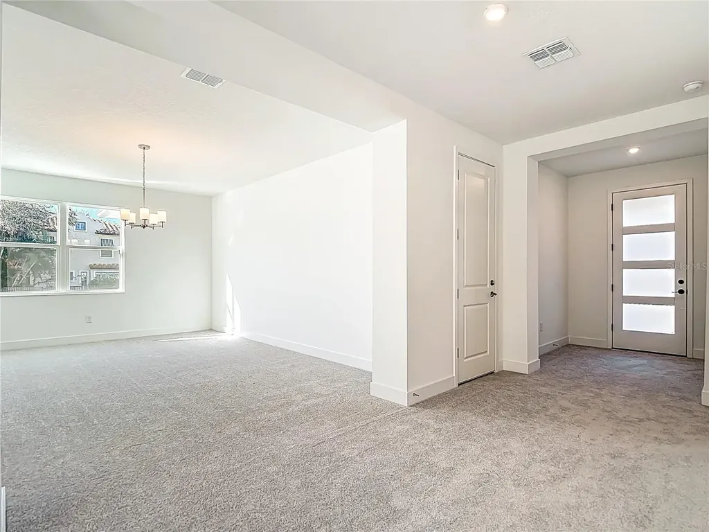 4614 W Euclid Avenue Tampa FL 33629