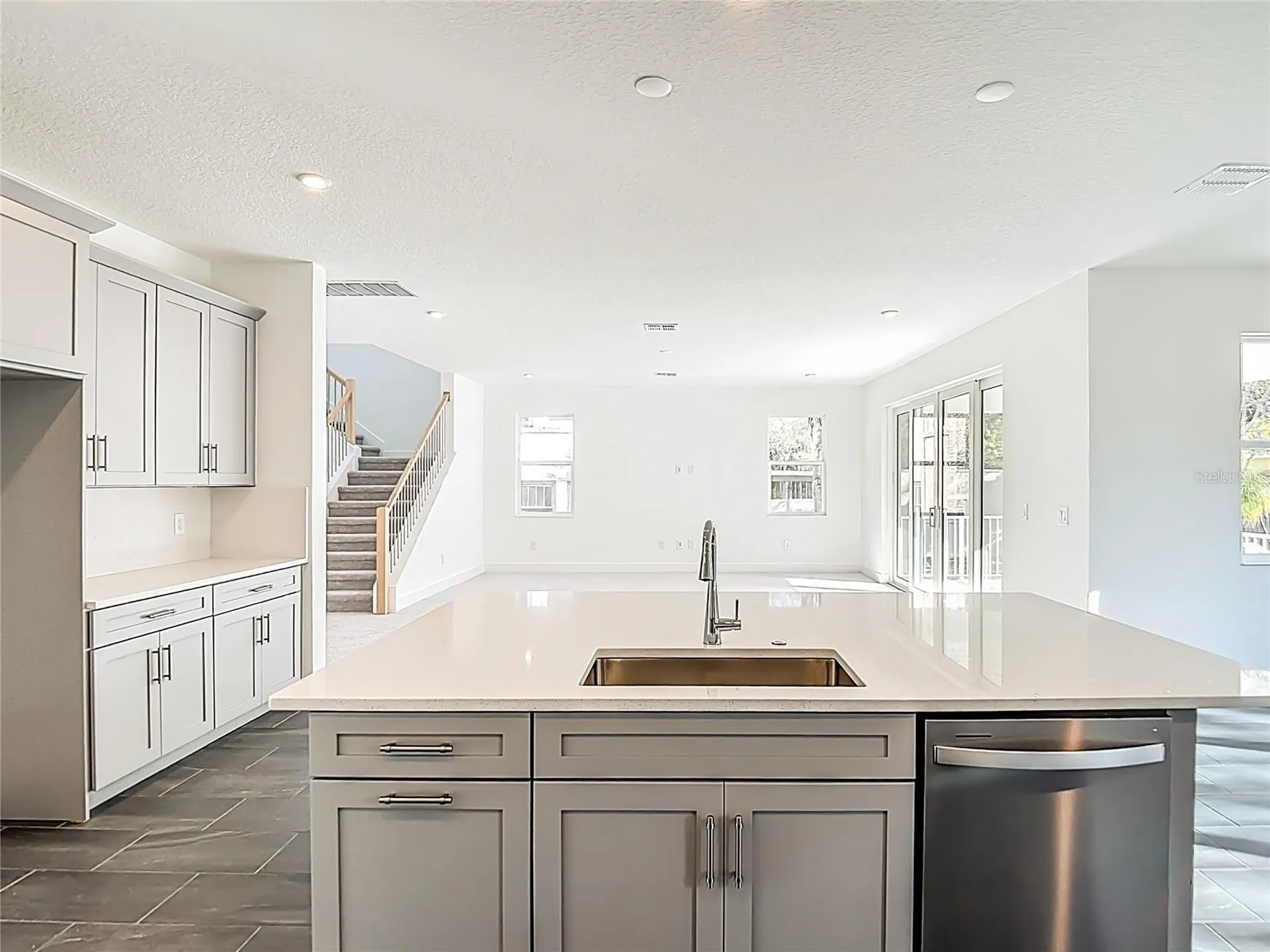 4614 W Euclid Avenue Tampa FL 33629
