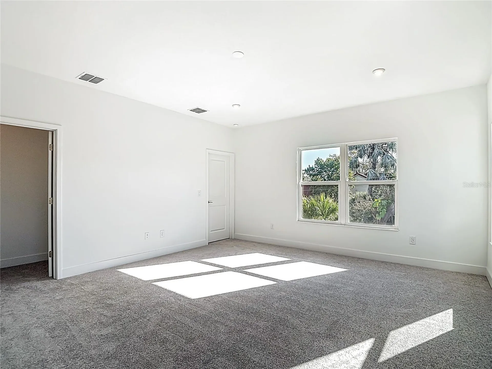 4614 W Euclid Avenue Tampa FL 33629