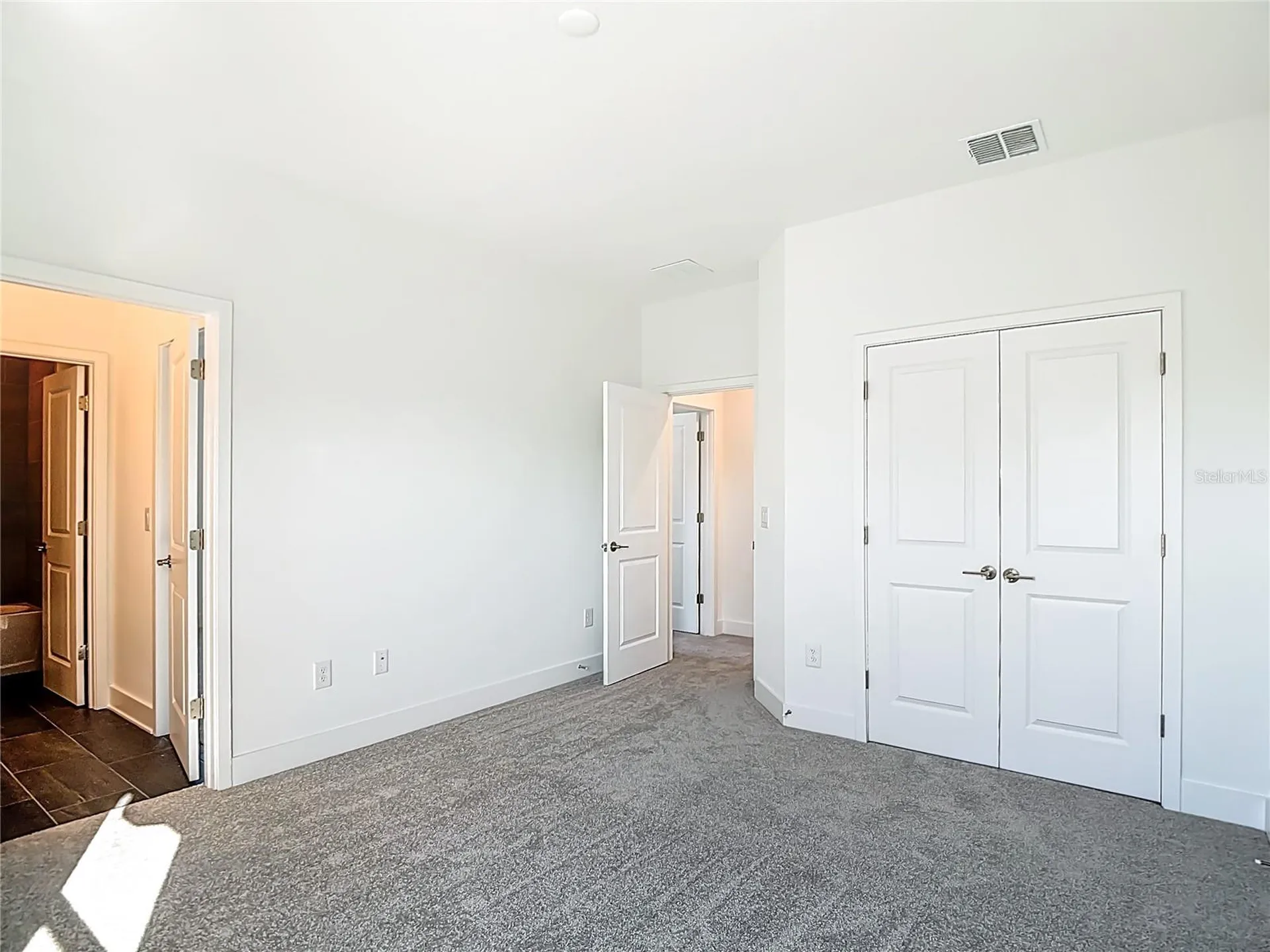4614 W Euclid Avenue Tampa FL 33629