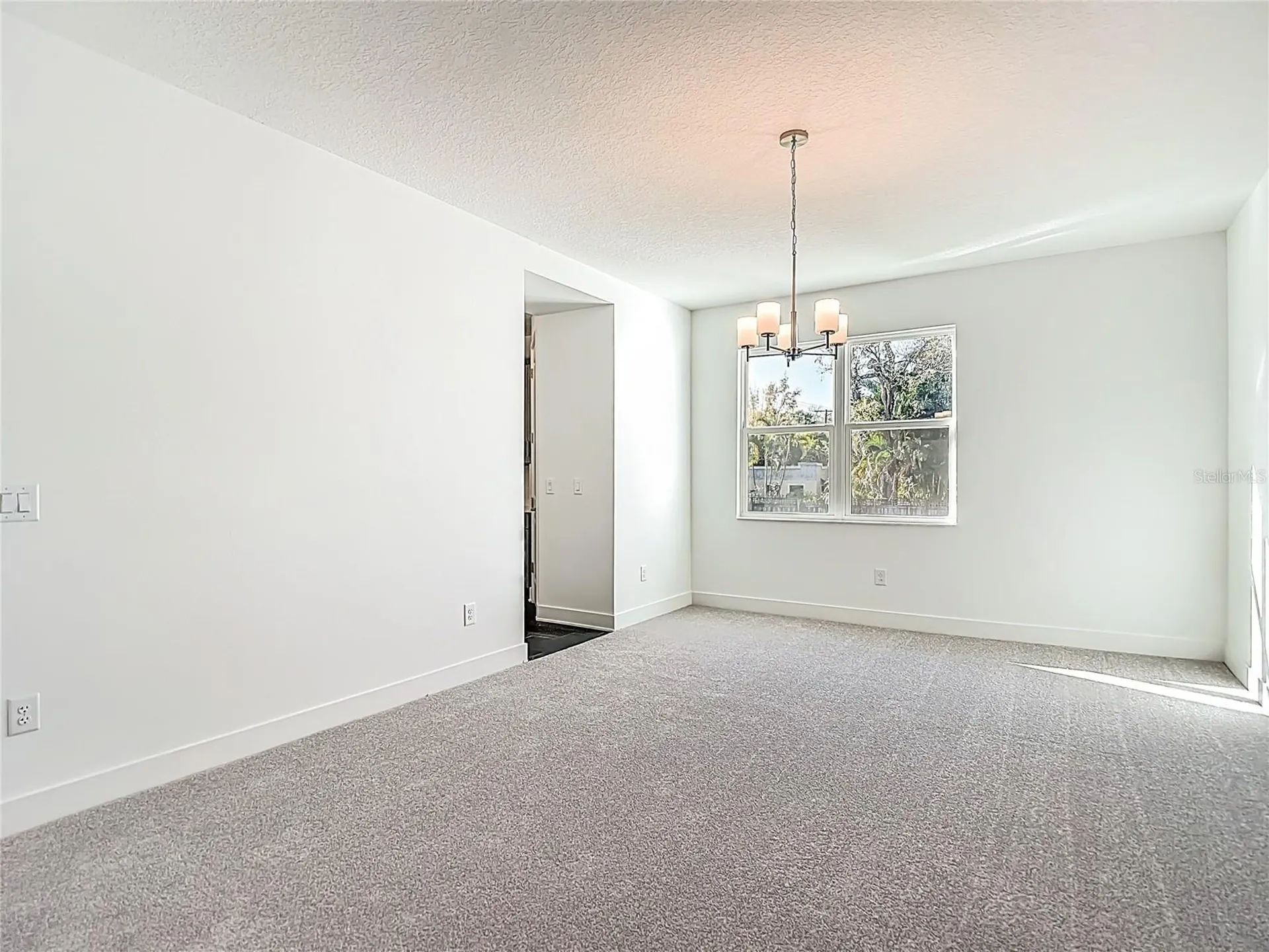 4614 W Euclid Avenue Tampa FL 33629