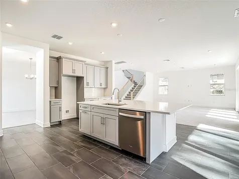 4614 W Euclid Avenue Tampa FL 33629