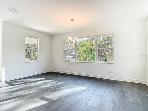 4614 W Euclid Avenue Tampa FL 33629