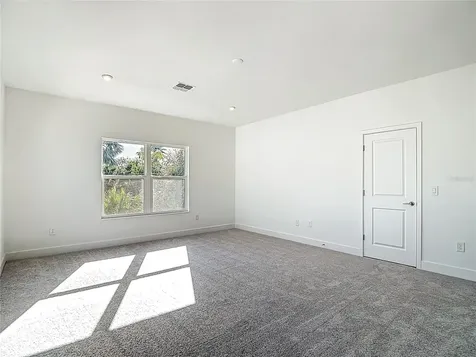 4614 W Euclid Avenue Tampa FL 33629