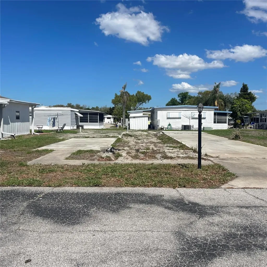 420 49th Street E Palmetto FL 34221