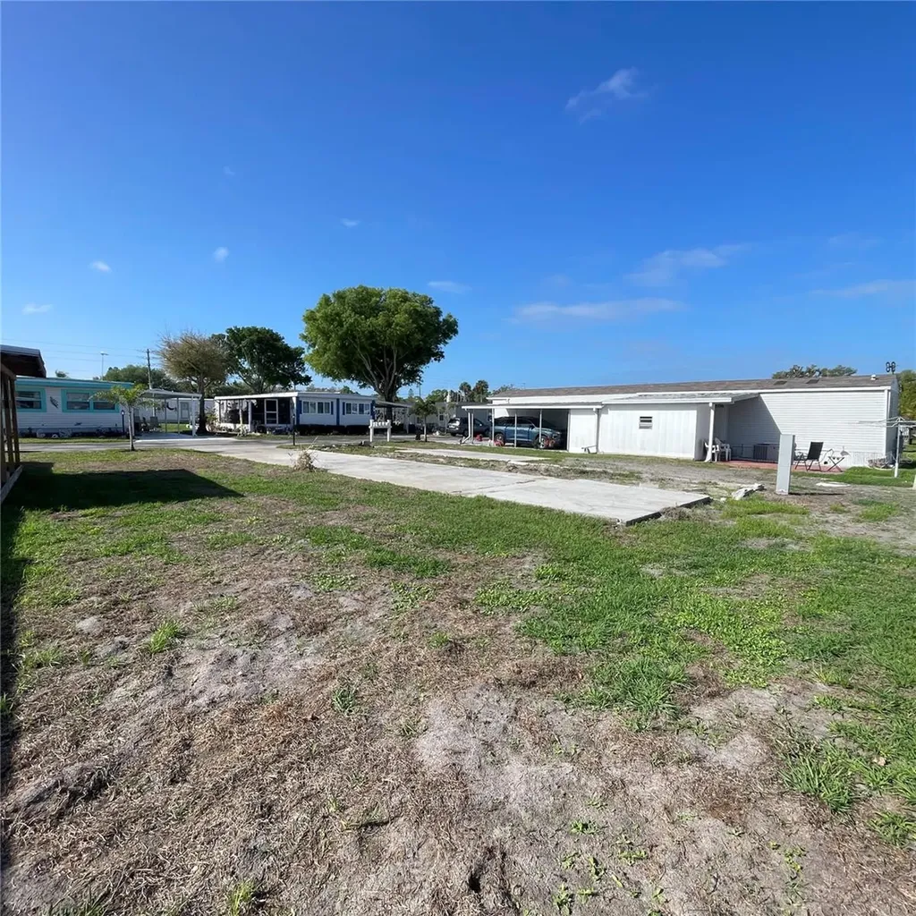 420 49th Street E Palmetto FL 34221