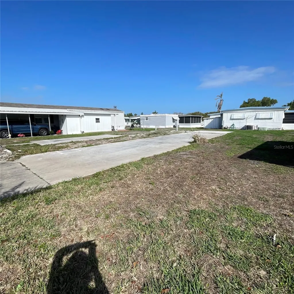 420 49th Street E Palmetto FL 34221