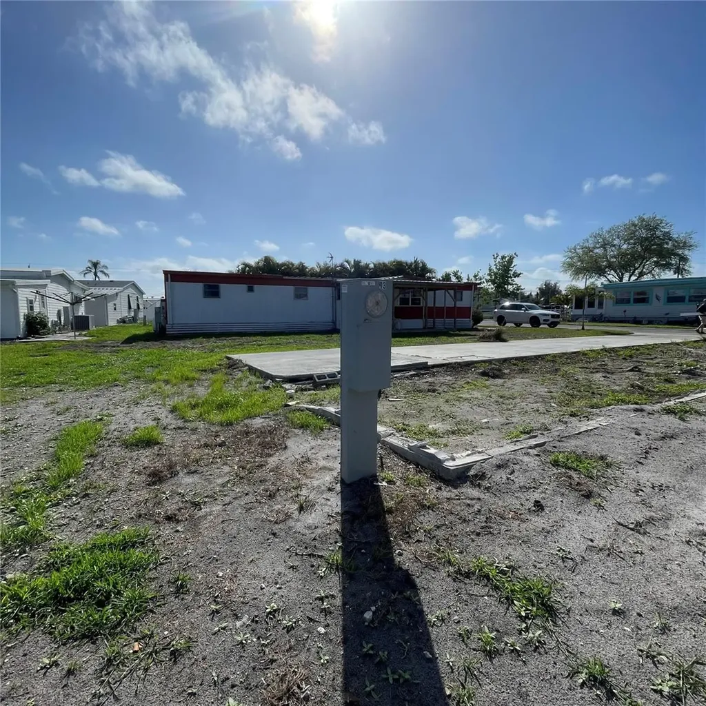 420 49th Street E Palmetto FL 34221