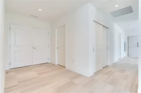 3015 S Ysabella Avenue Tampa FL 33629