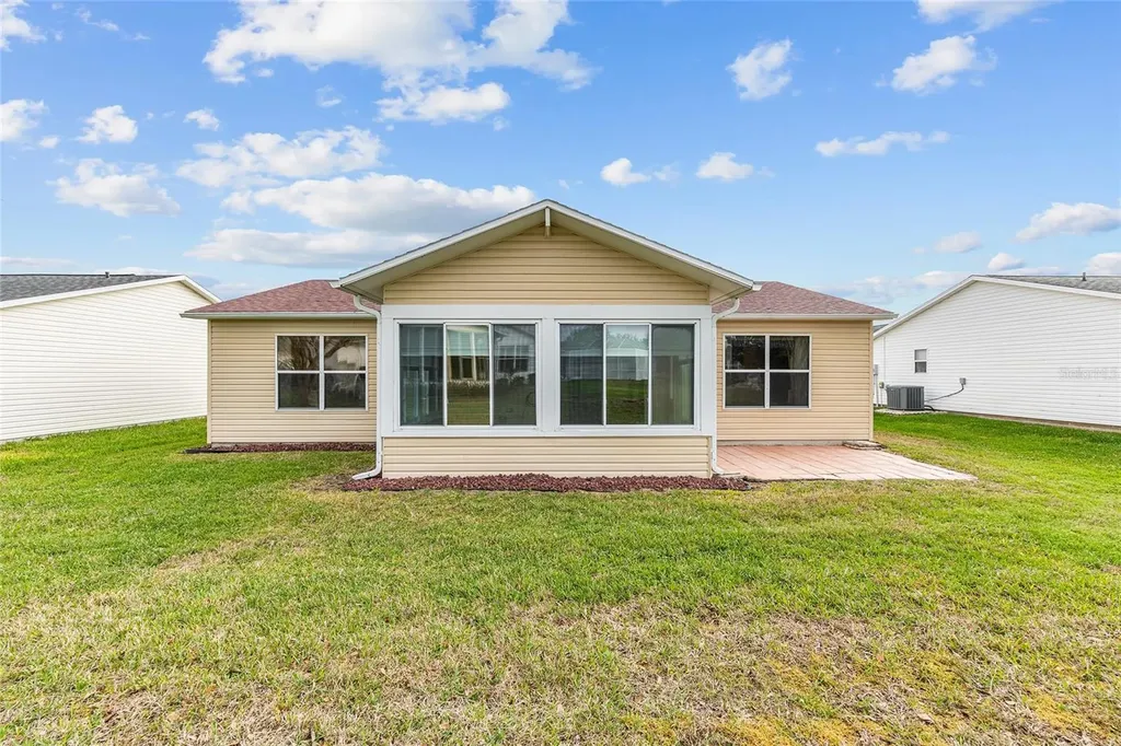 2604 Privada Drive The Villages FL 32162