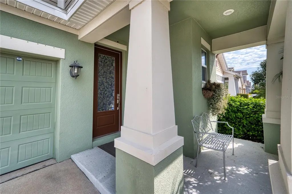 6136 Voyagers Place Apollo Beach FL 33572