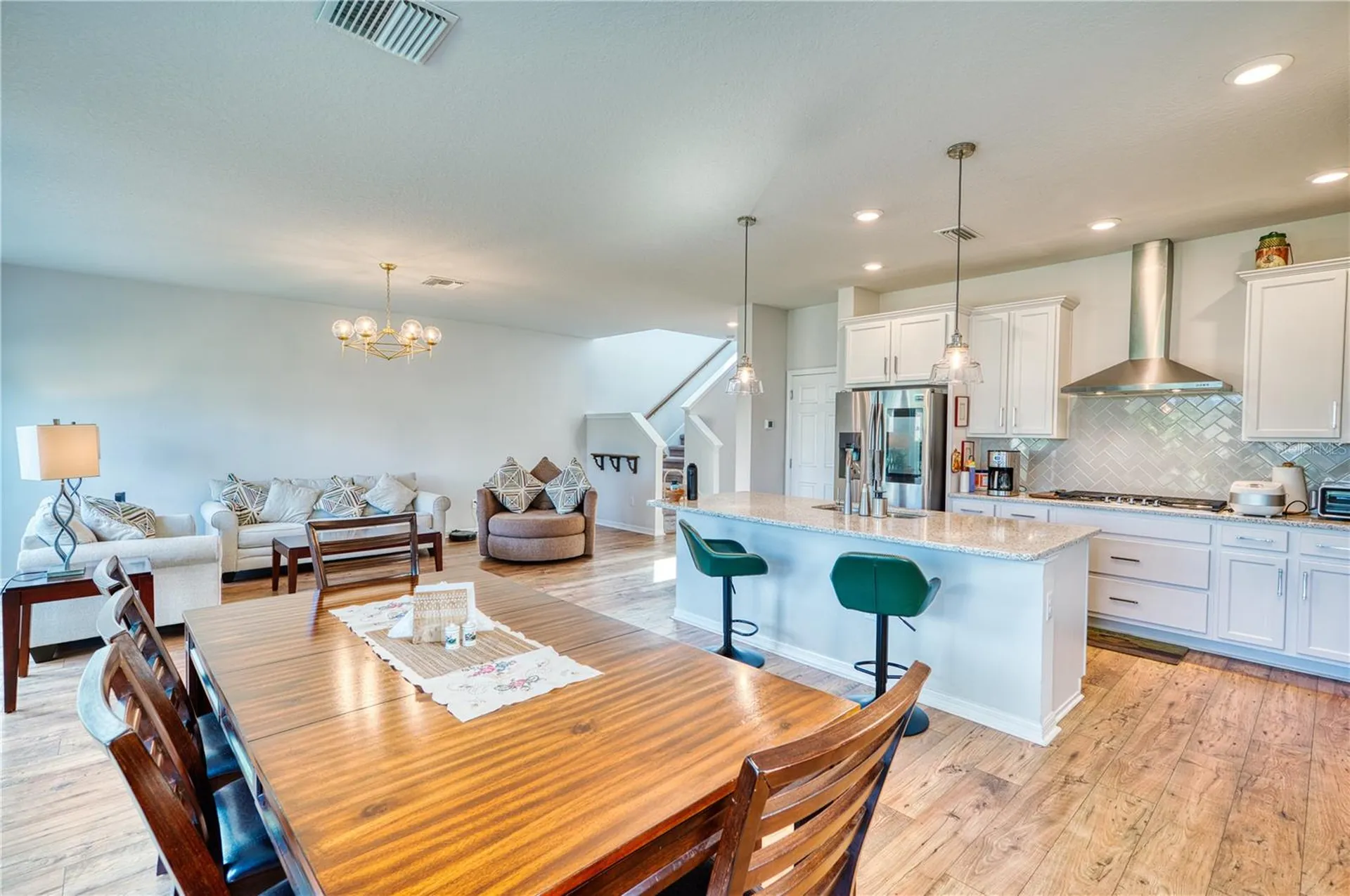 6136 Voyagers Place Apollo Beach FL 33572