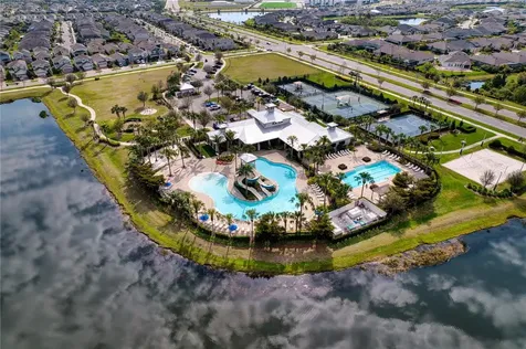 6136 Voyagers Place Apollo Beach FL 33572
