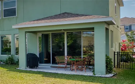 6136 Voyagers Place Apollo Beach FL 33572