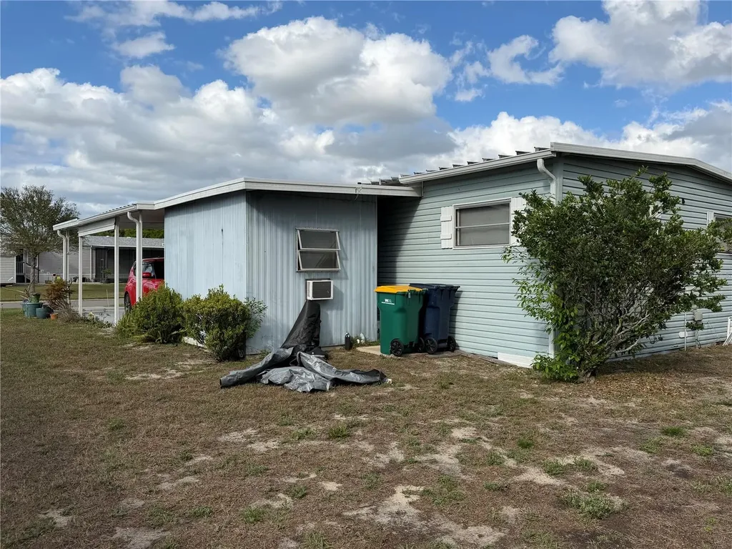1023 Capella Drive Tavares FL 32778