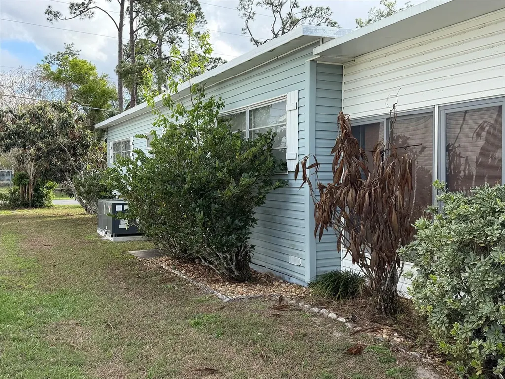 1023 Capella Drive Tavares FL 32778