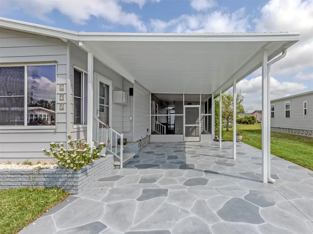 295 Anchors Way North Port FL 34287
