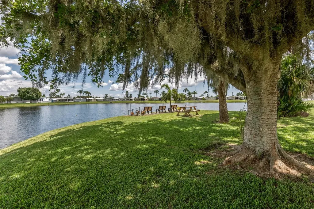 295 Anchors Way North Port FL 34287