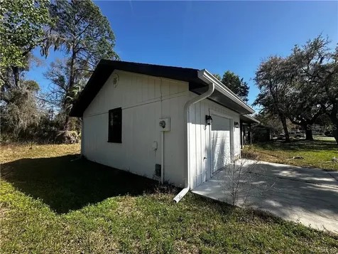 4197 N Concord Drive Crystal River FL 34428