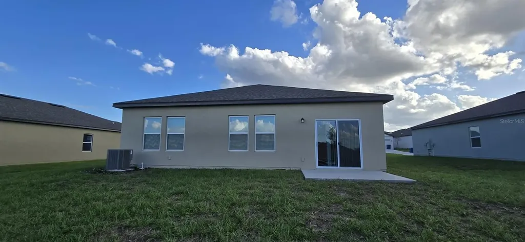 474 Hennepin Loop Lake Wales FL 33898