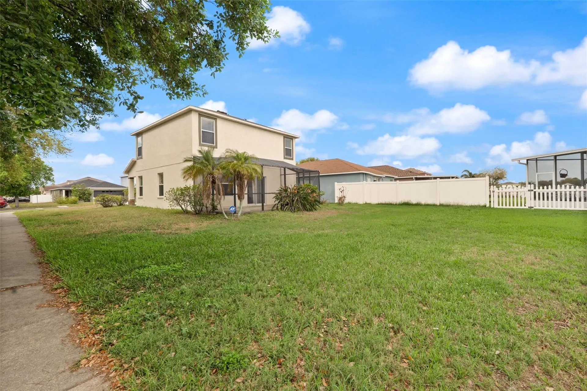 8001 Canterbury Lake Boulevard Tampa FL 33619
