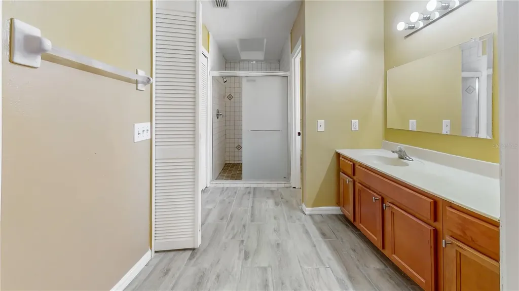 305 Medina Court Kissimmee FL 34758