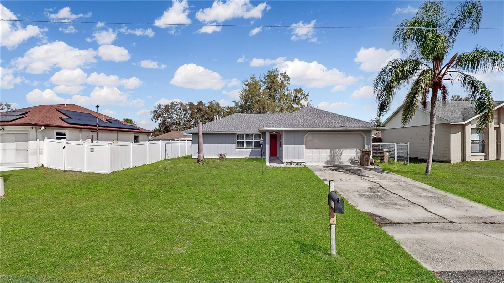 305 Medina Court Kissimmee FL 34758