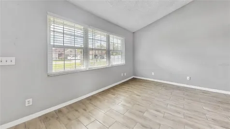 305 Medina Court Kissimmee FL 34758