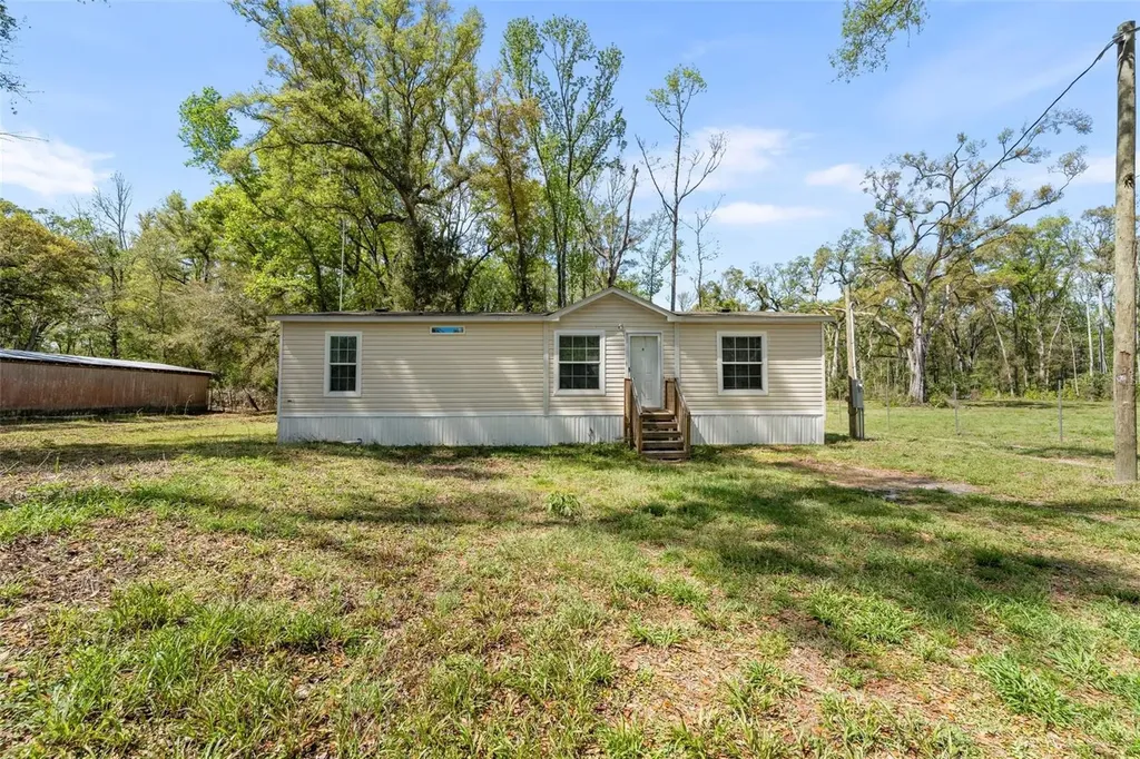 3455 NE Highway 349 Old Town FL 32680