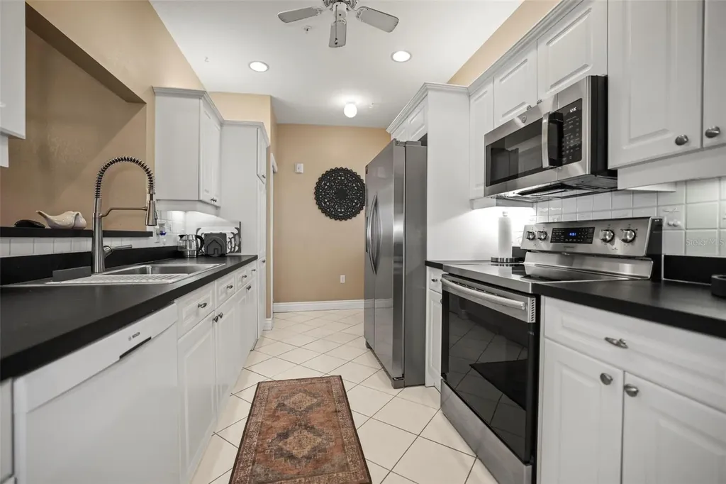 5 Island Park Place Dunedin FL 34698