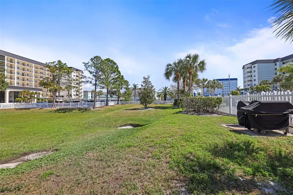 5 Island Park Place Dunedin FL 34698