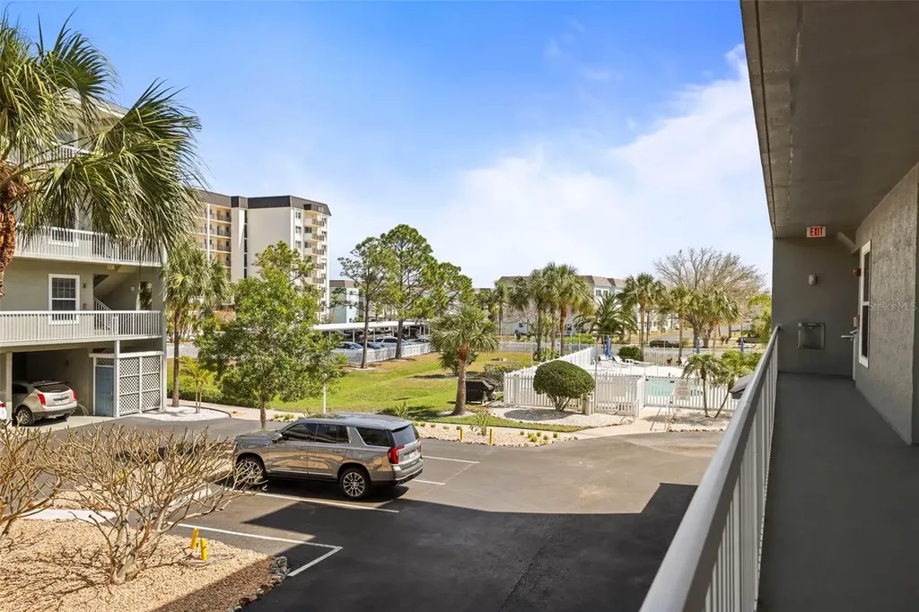 5 Island Park Place Dunedin FL 34698