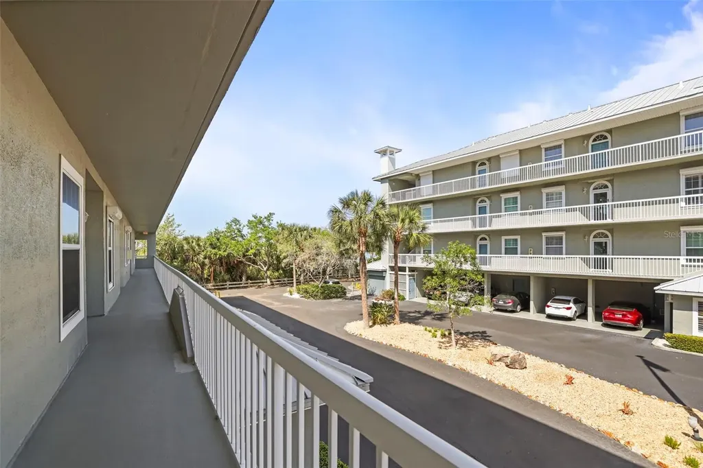 5 Island Park Place Dunedin FL 34698