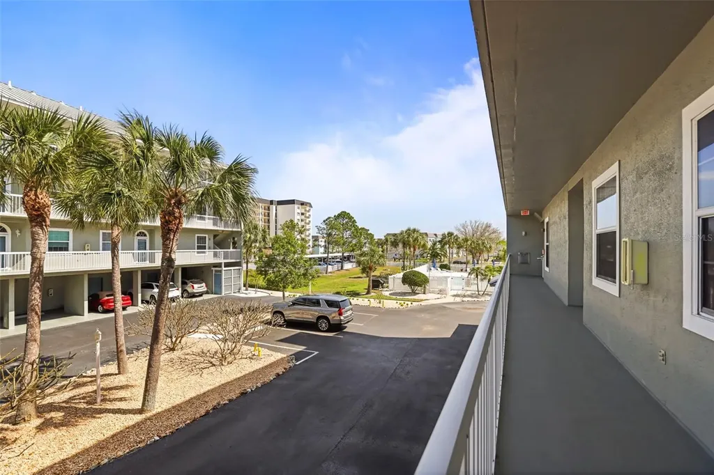 5 Island Park Place Dunedin FL 34698