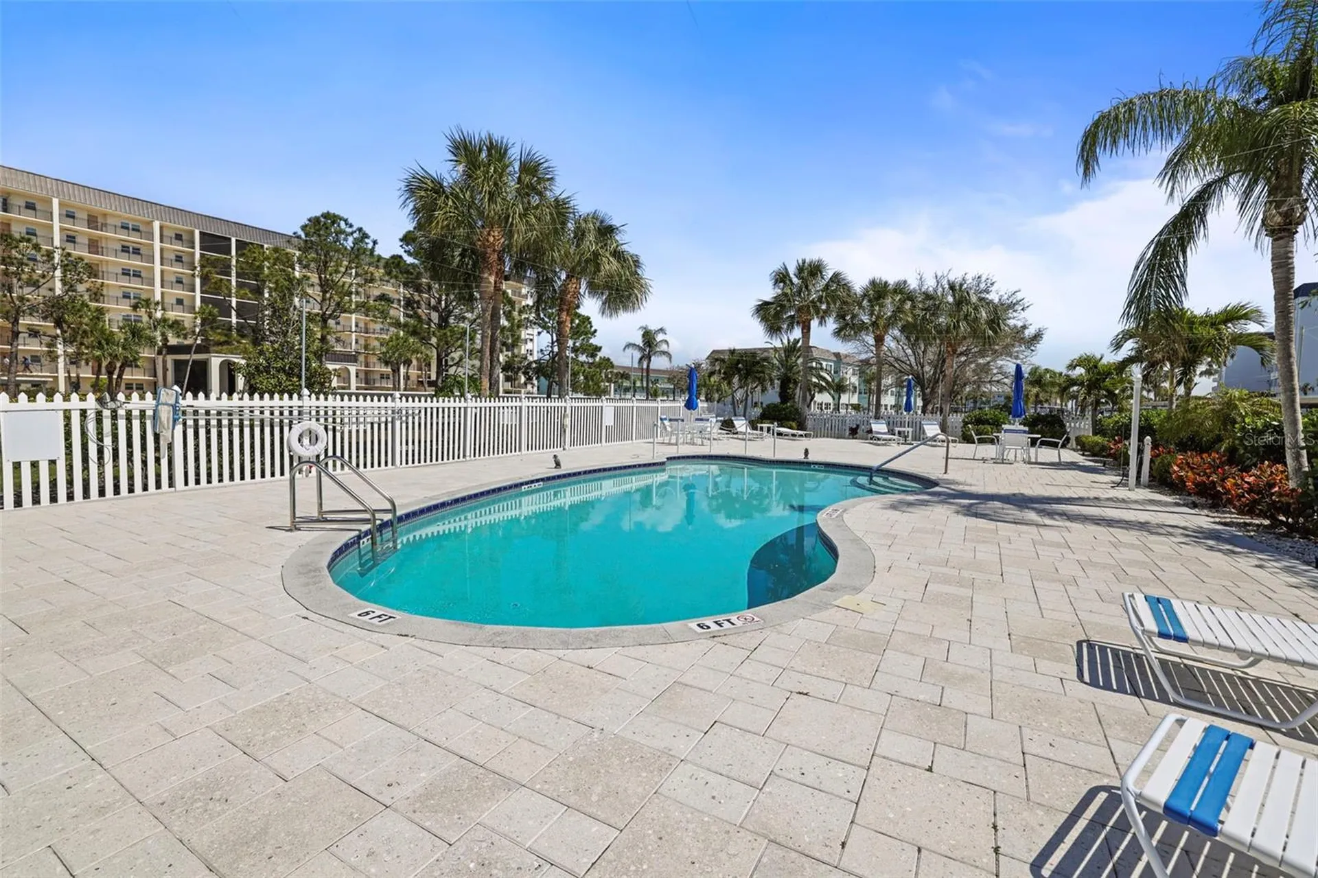 5 Island Park Place Dunedin FL 34698