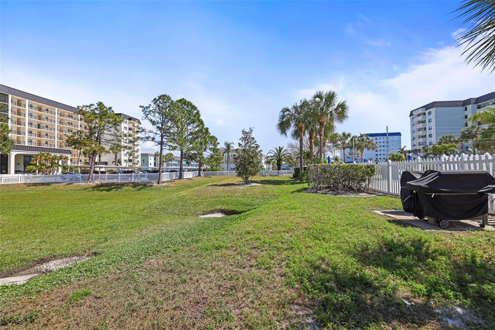 5 Island Park Place Dunedin FL 34698