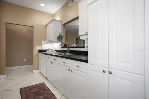 5 Island Park Place Dunedin FL 34698